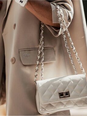CHANEL Style Cream Quilted Chain-Shoulder Flap Bag